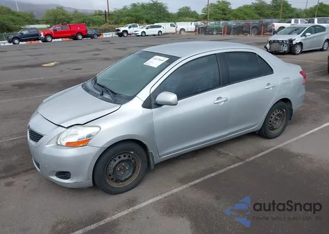 2011 Toyota Yaris z USA, uszkodzony, nr VIN JTDBT4K39B4082580
